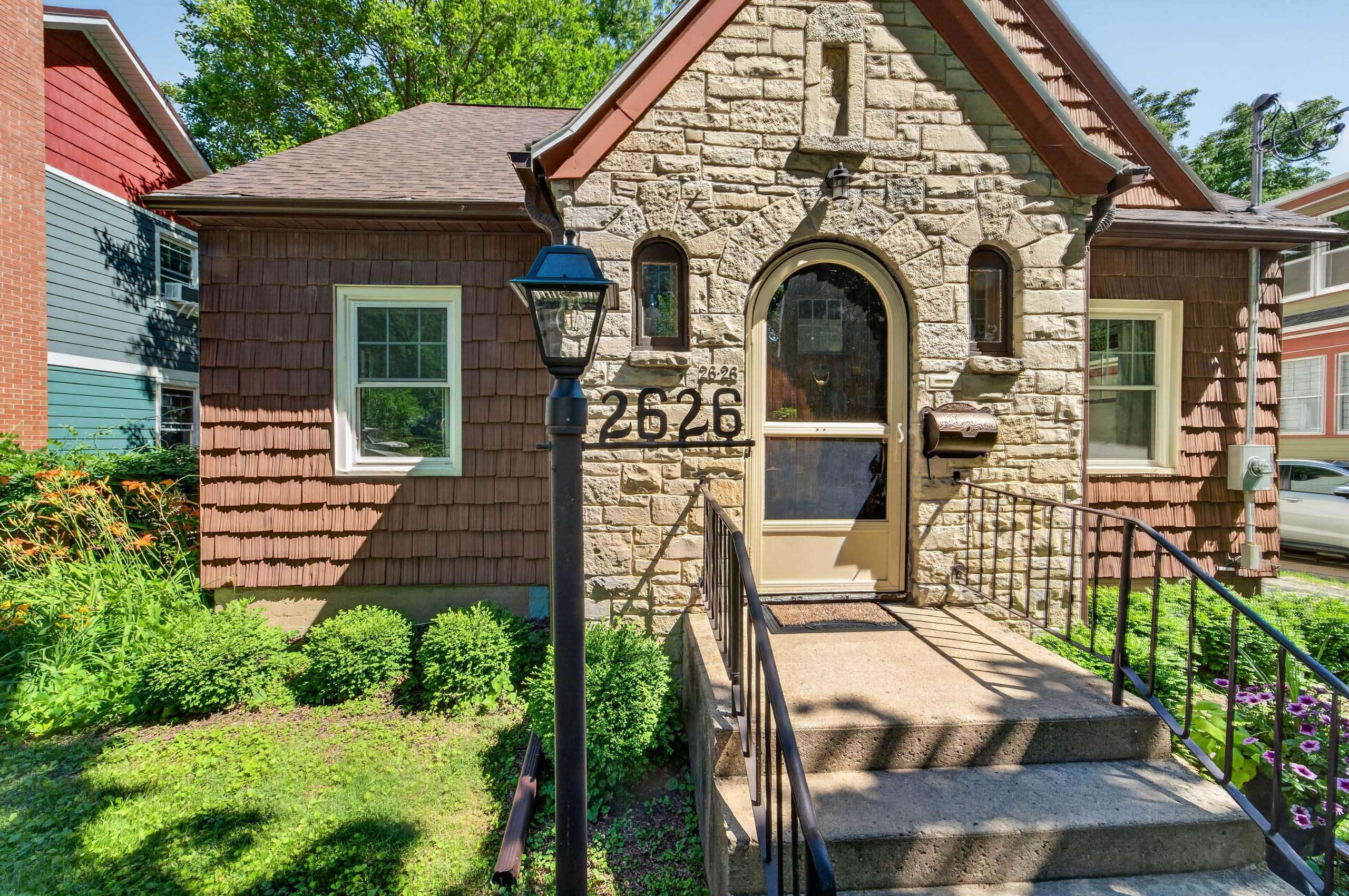 2626 Chamberlain Avenue Madison, WI 53705 - Photo 33 of 36
