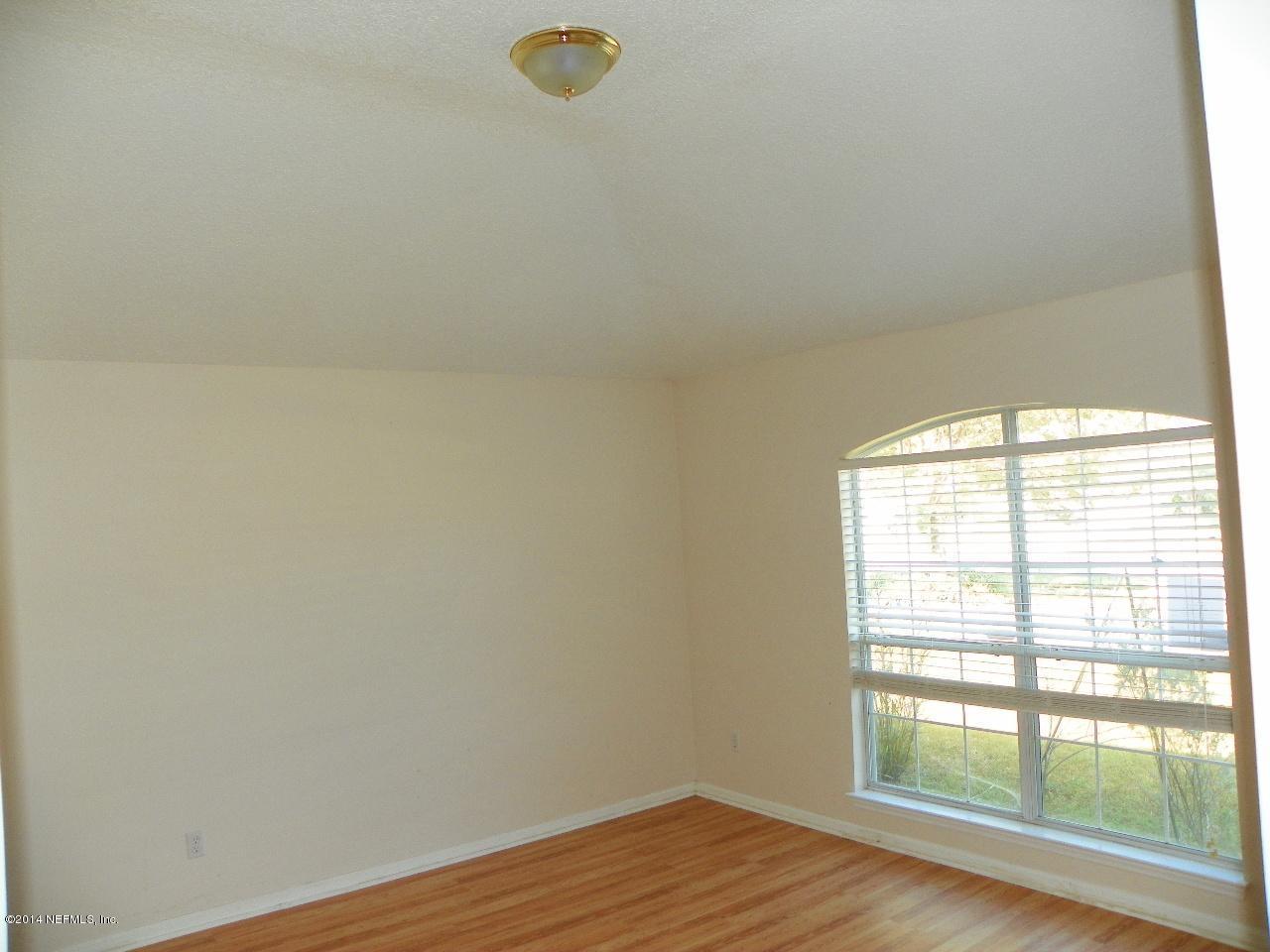 570 Lady Lake Road West Jacksonville, FL 32218 - Photo 2 of 8 3