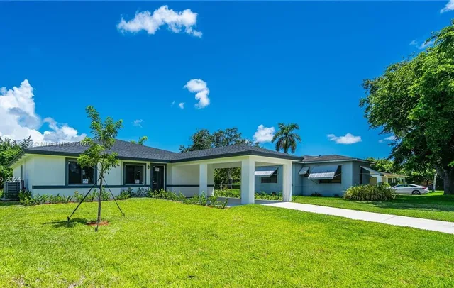 $4,300 | 152 Northwest 18th Street, Homestead, FL 33030