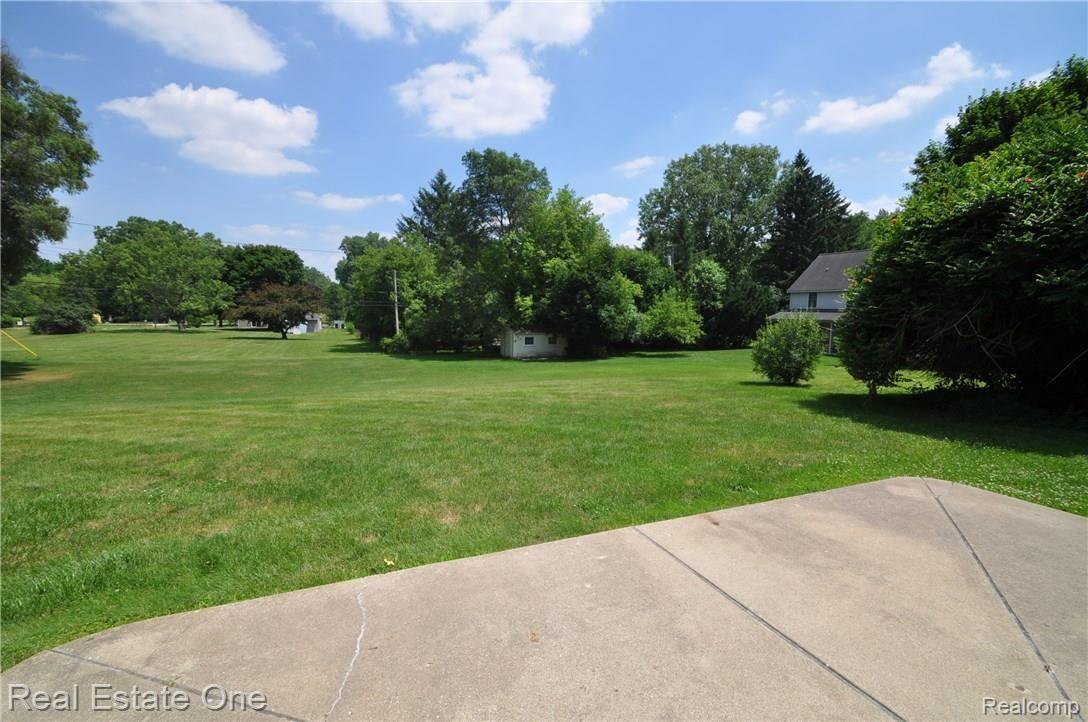 3301 Willet Avenue Rochester, MI 48309 - Photo 25 of 26 DSC_0357.JPG