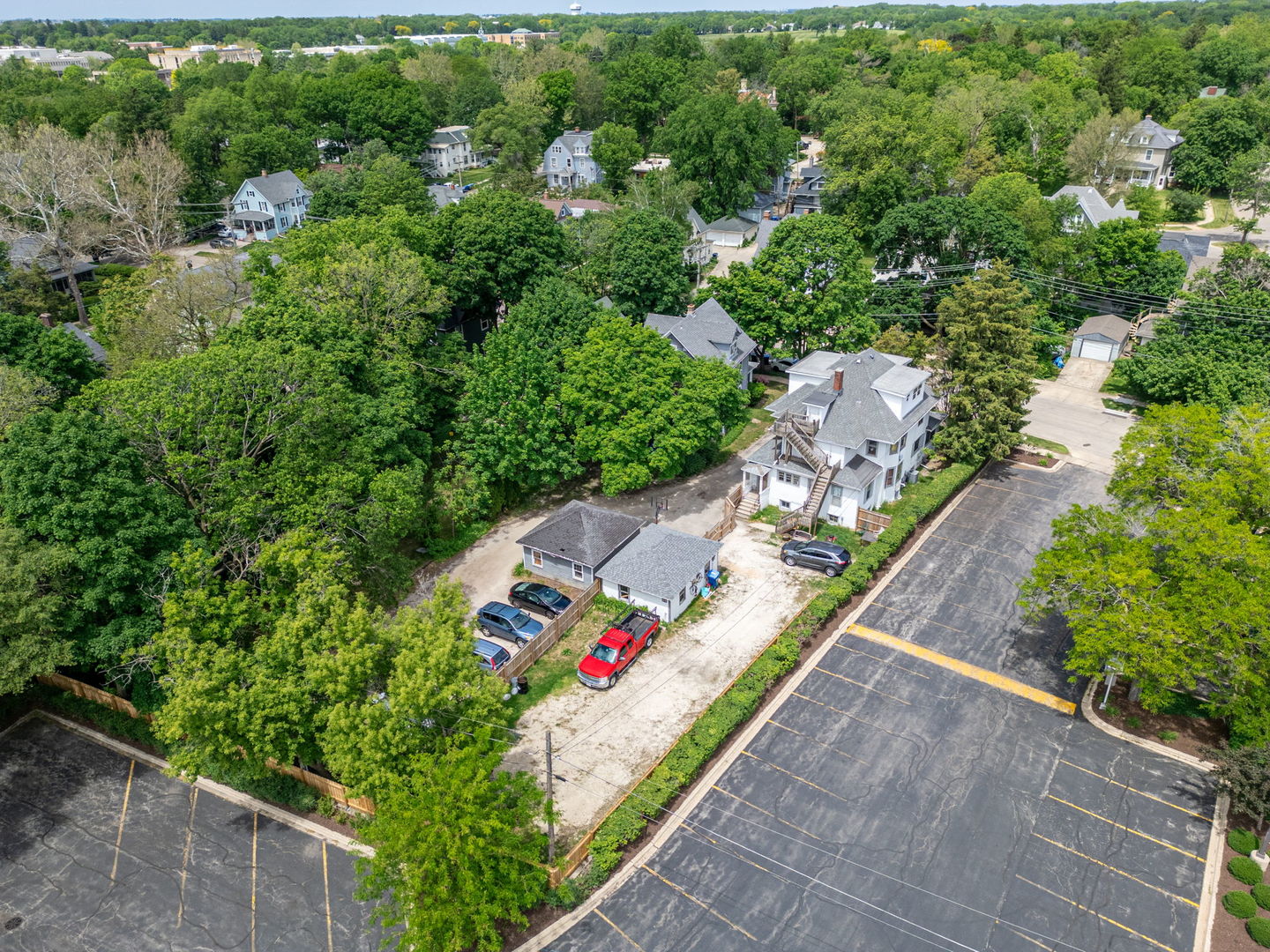 226 West Locust Street DeKalb, IL 60115 - Photo 32 of 40 an aerial view of a city