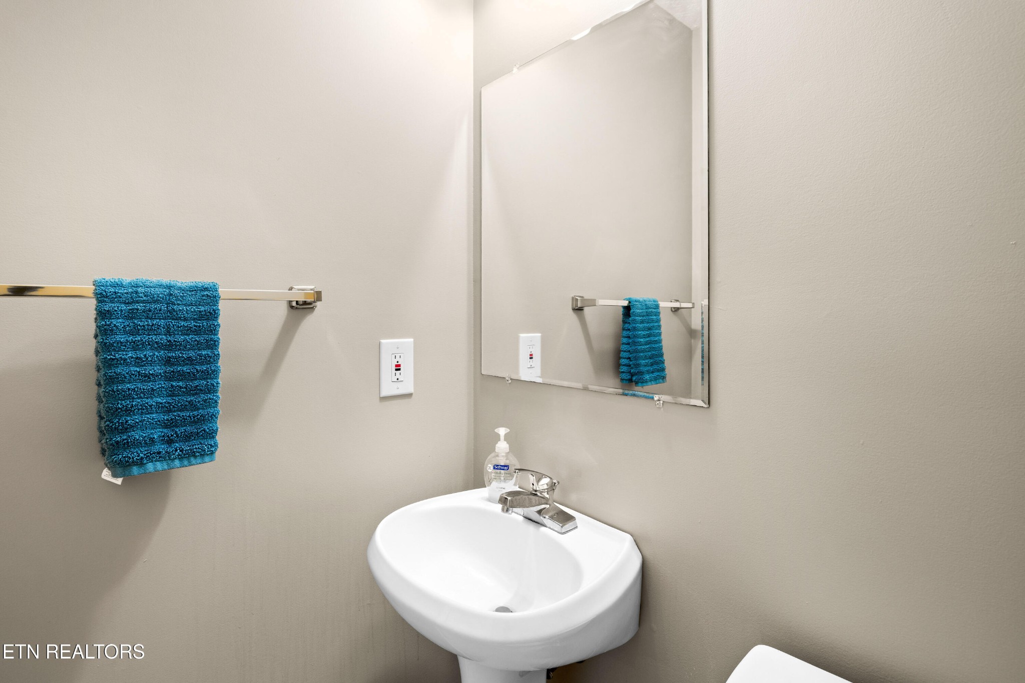 678 Ridge Road Caryville, TN 37714 - Photo 14 of 28 Gallery Image 14
