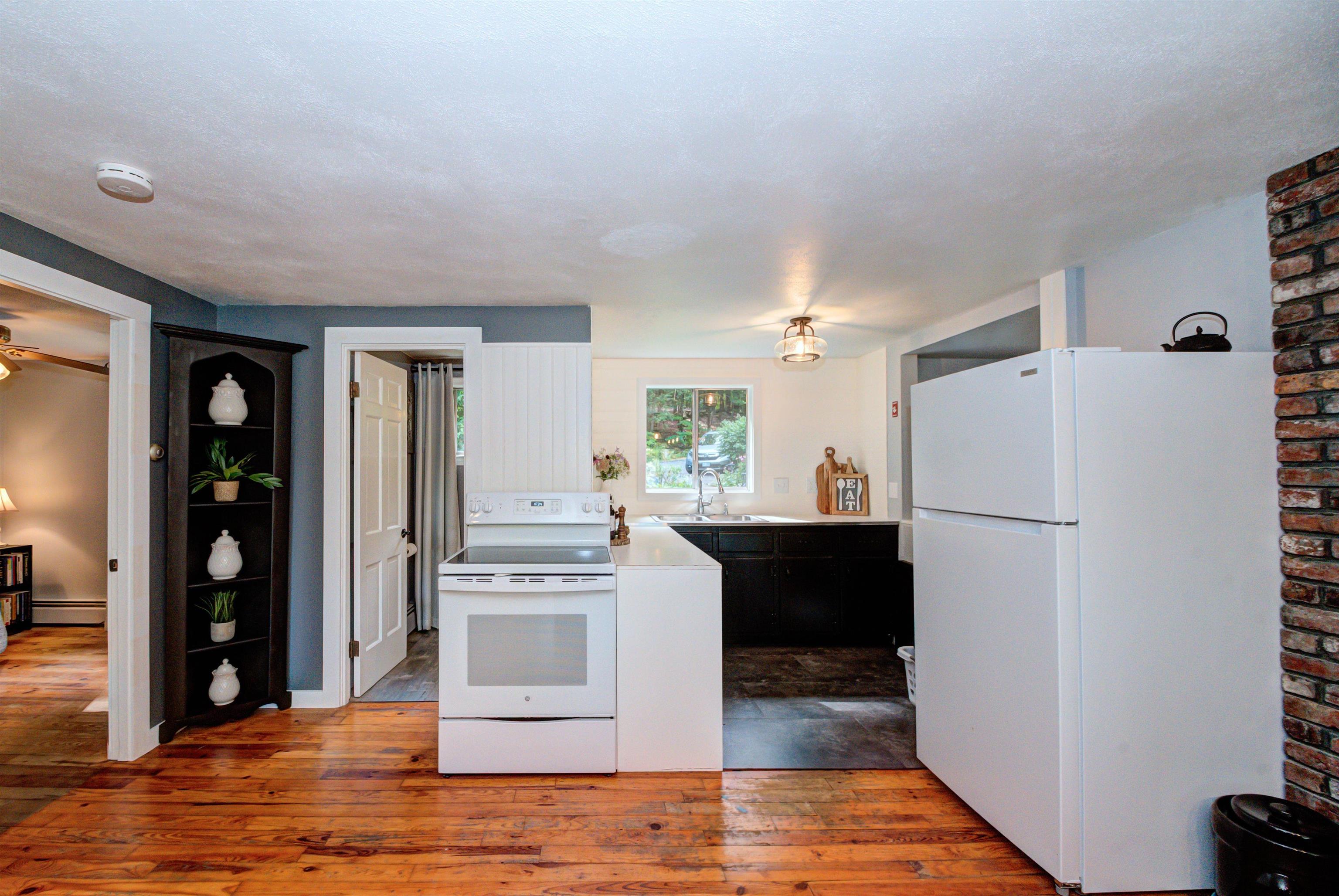 38 Timberlane Road Hampstead, NH 03841 - Photo 7 of 51