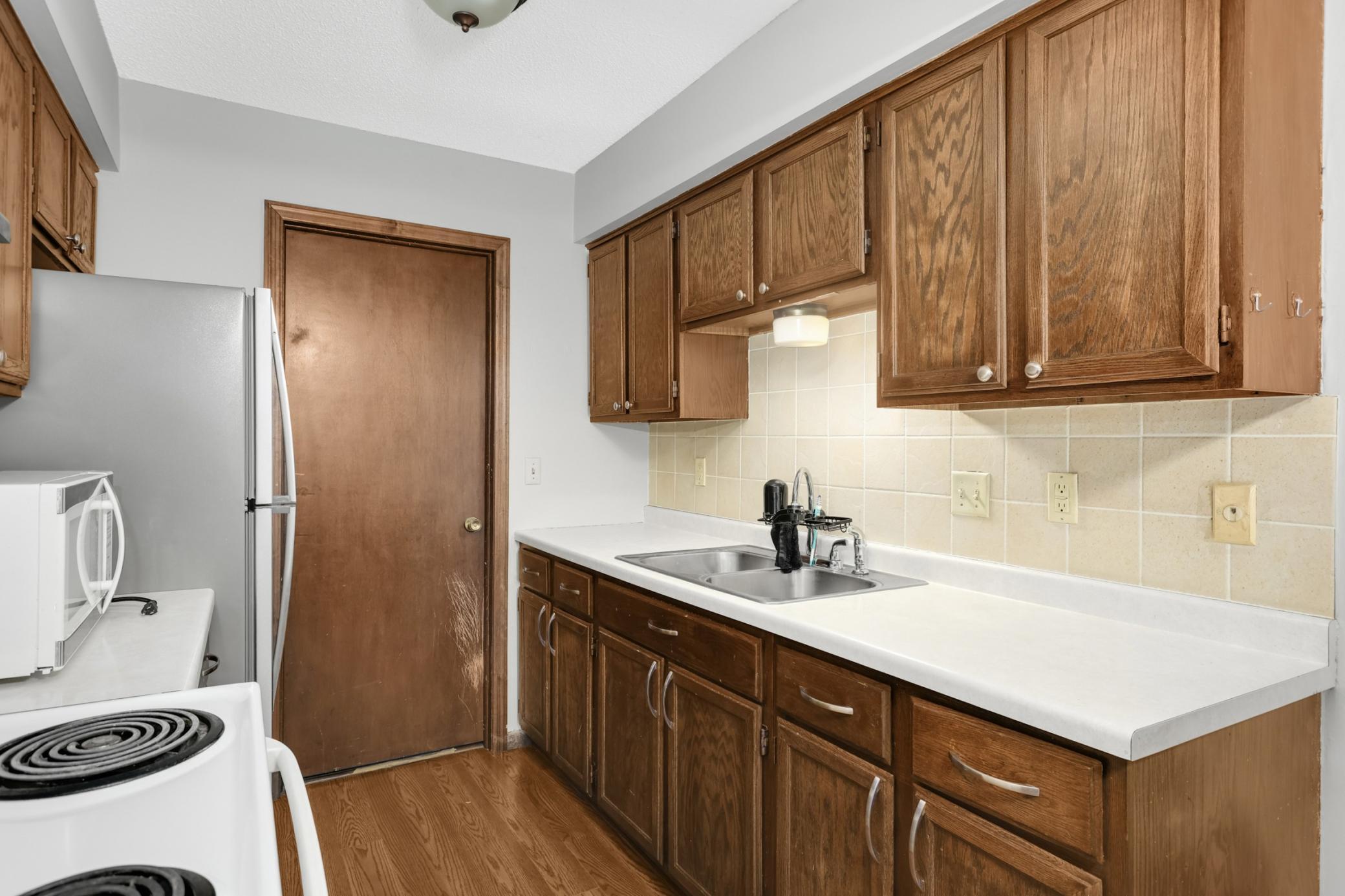 2925 69th Lane North Brooklyn Center, MN 55430 - Photo 8 of 24