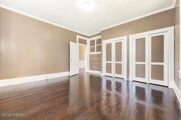 a view of a livingroom with a fireplace