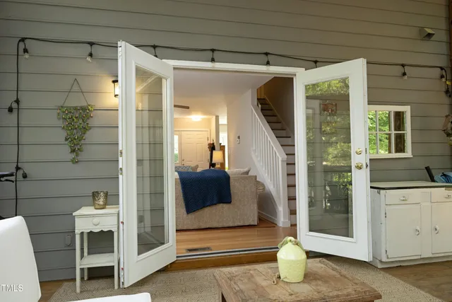 a view of front door and porch