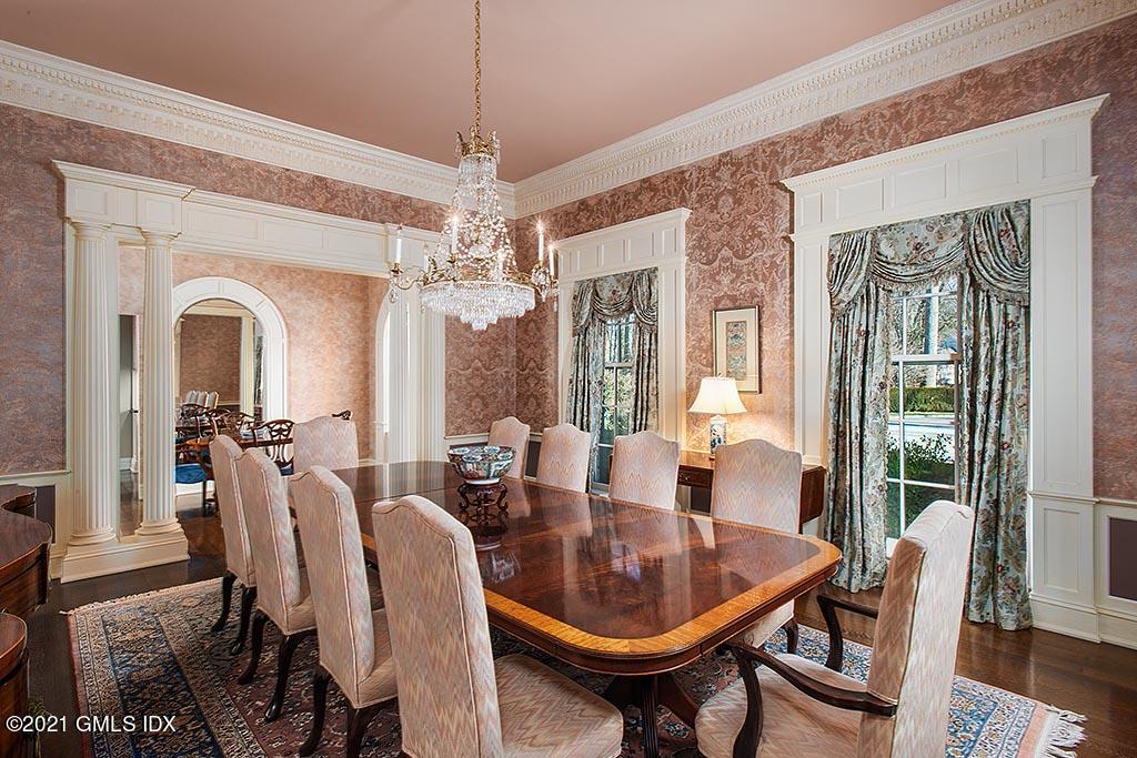 41 Alpine Road Greenwich, CT 06830 - Photo 9 of 32 DINING ROOM