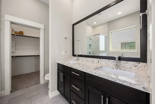 $2,450 | 707 Schwartz Street, Houston, TX 77020