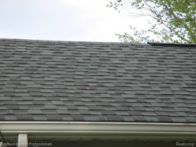 2870 Hickory Lawn Road Rochester Hills, MI 48307 - Photo 2 of 21