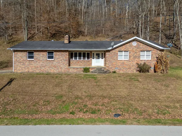 $205,000 | 2860 Johnson Fork, Salyersville, KY 41465