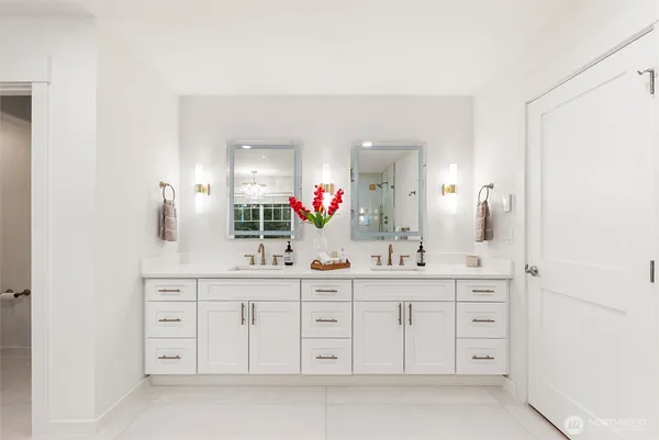 $2,200,000 | 9544 Northeast 188th Street, Bothell, WA 98011