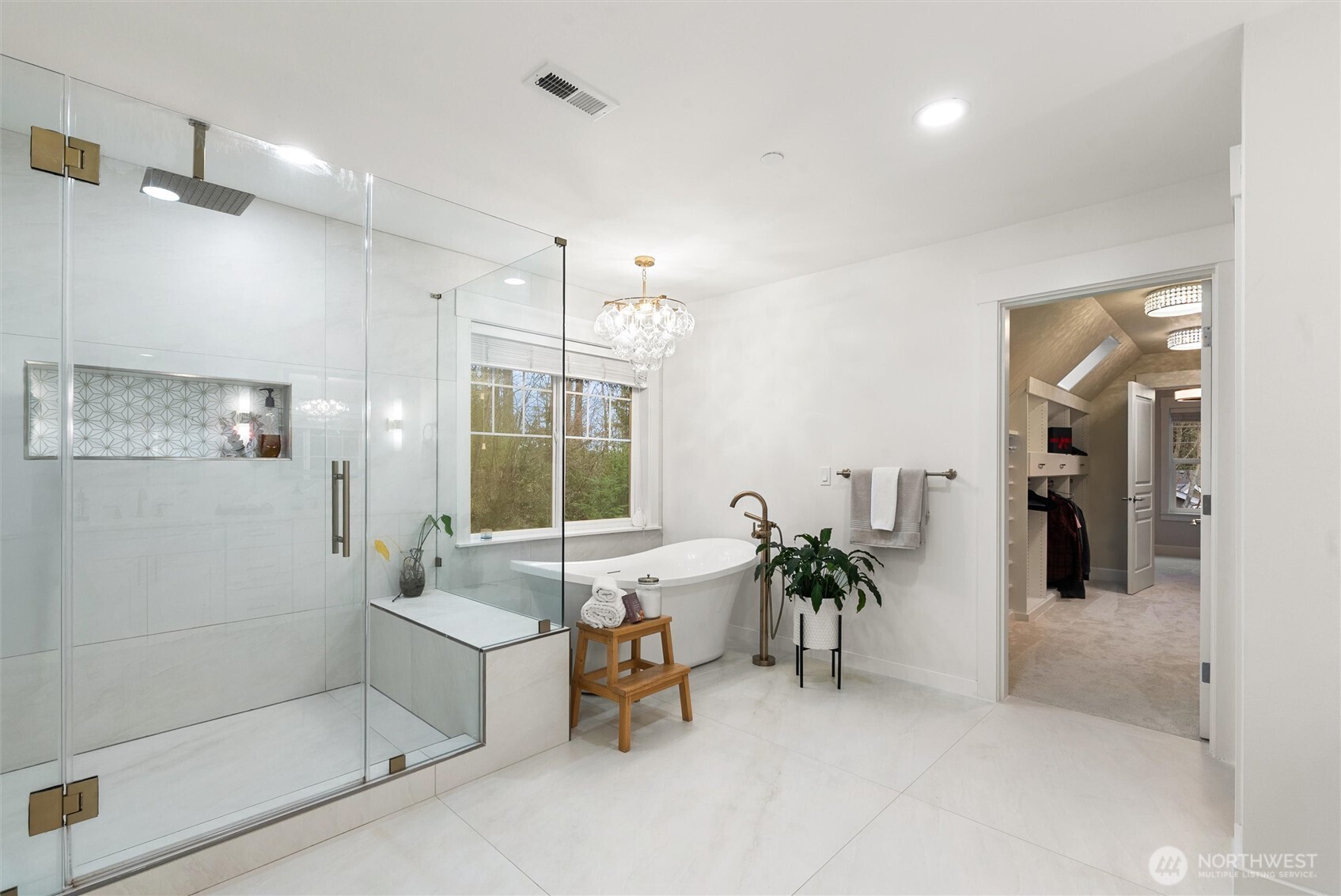 9544 Northeast 188th Street Bothell, WA 98011 - Photo 22 of 40