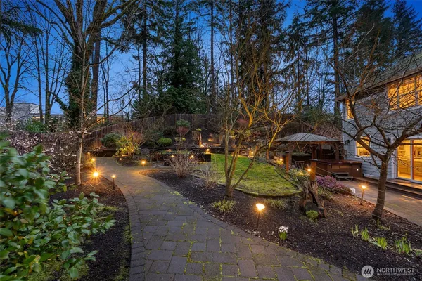 $2,200,000 | 9544 Northeast 188th Street, Bothell, WA 98011