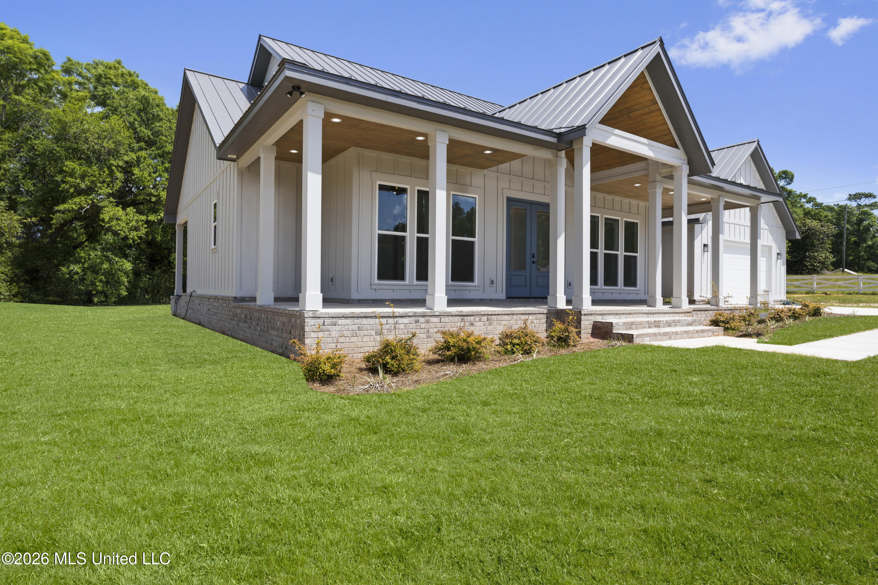 4181 Longleaf Lane Saucier, MS 39574 - Photo 8 of 41 00051