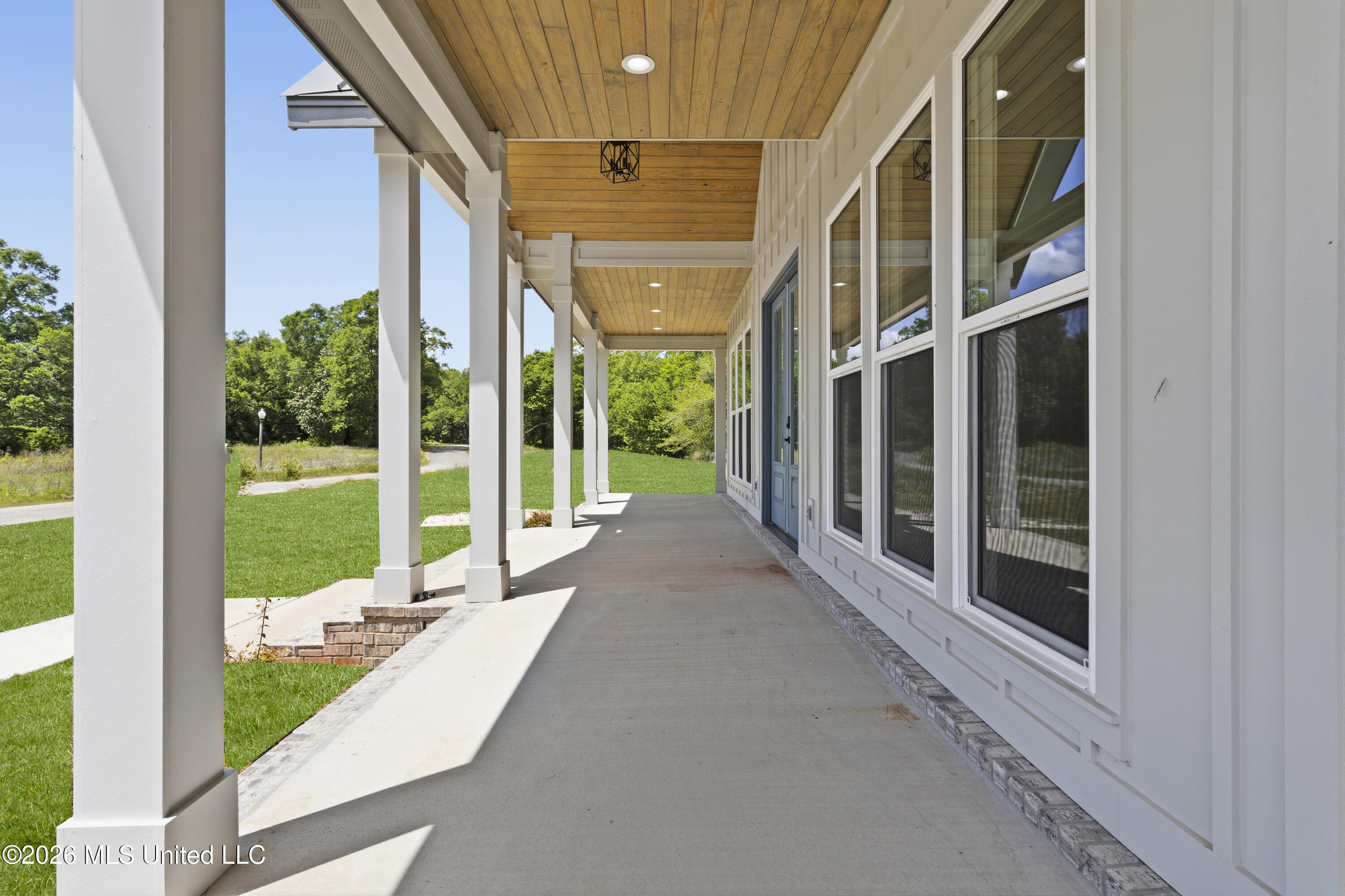 4181 Longleaf Lane Saucier, MS 39574 - Photo 9 of 41 00052