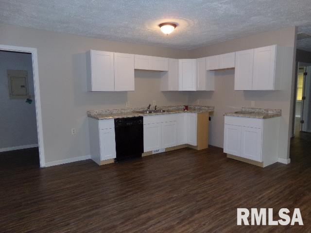 310 Jones Road Harrisburg, IL 62946 - Photo 9 of 14 Gallery Image 9