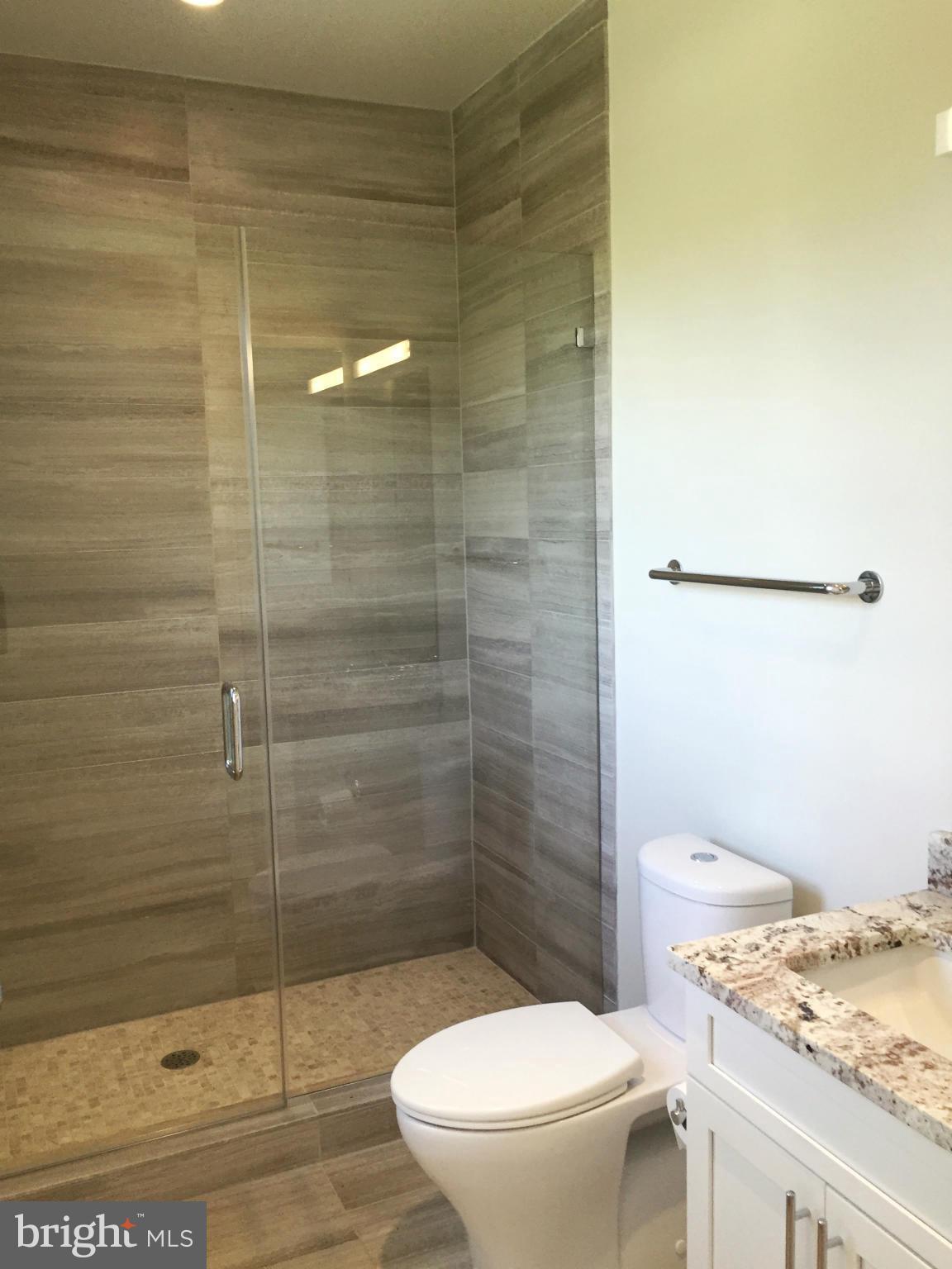 3052 R Street Northwest, Unit 302A Washington, DC 20007 - Photo 13 of 20 Bath