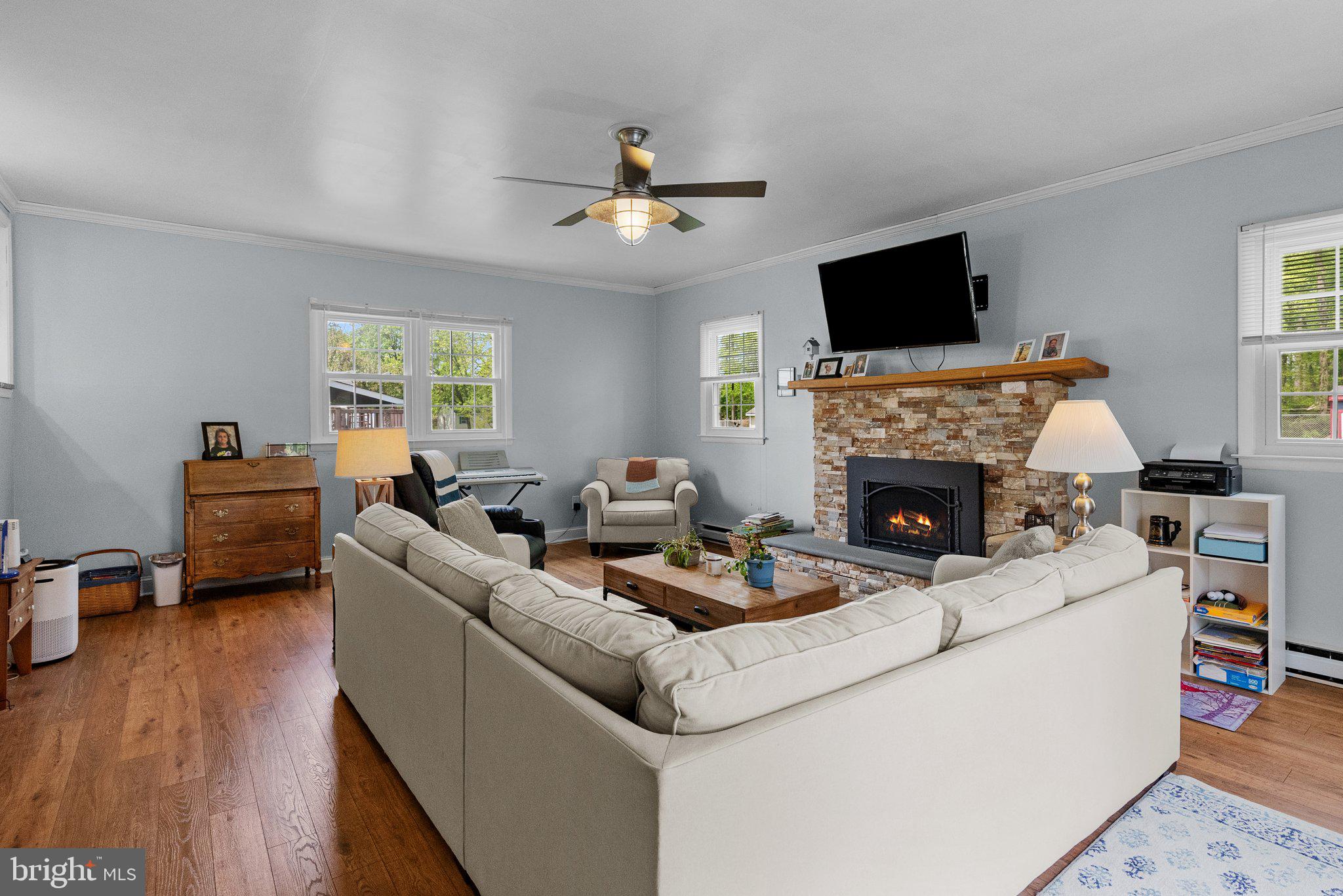 1040 Orchid Road Warminster, PA 18974 - Photo 15 of 39 Family Room