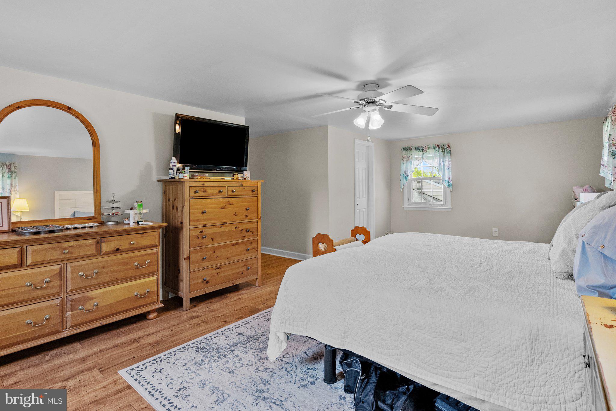 1040 Orchid Road Warminster, PA 18974 - Photo 20 of 39 Primary Bedroom