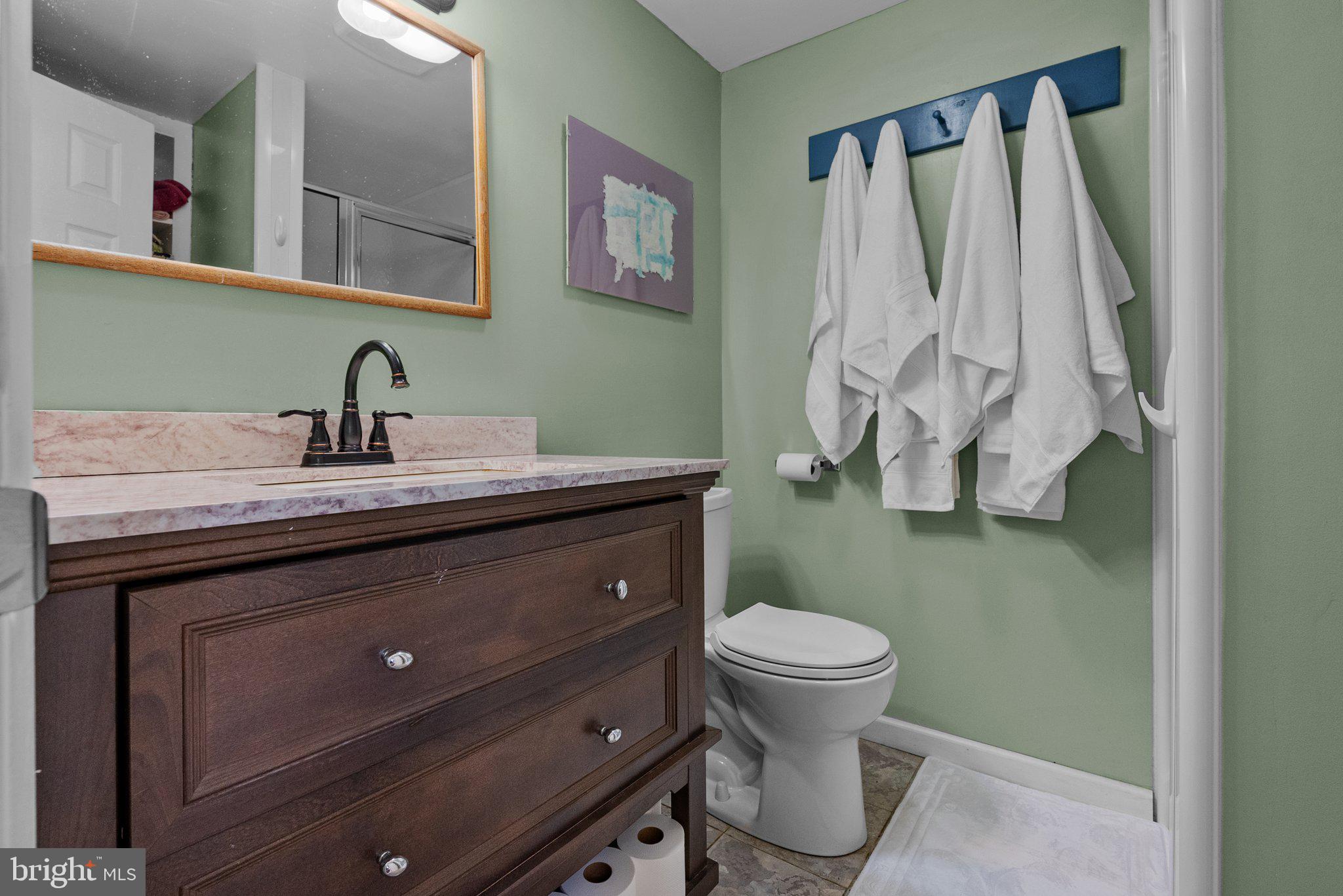 1040 Orchid Road Warminster, PA 18974 - Photo 21 of 39 Primary Bathroom