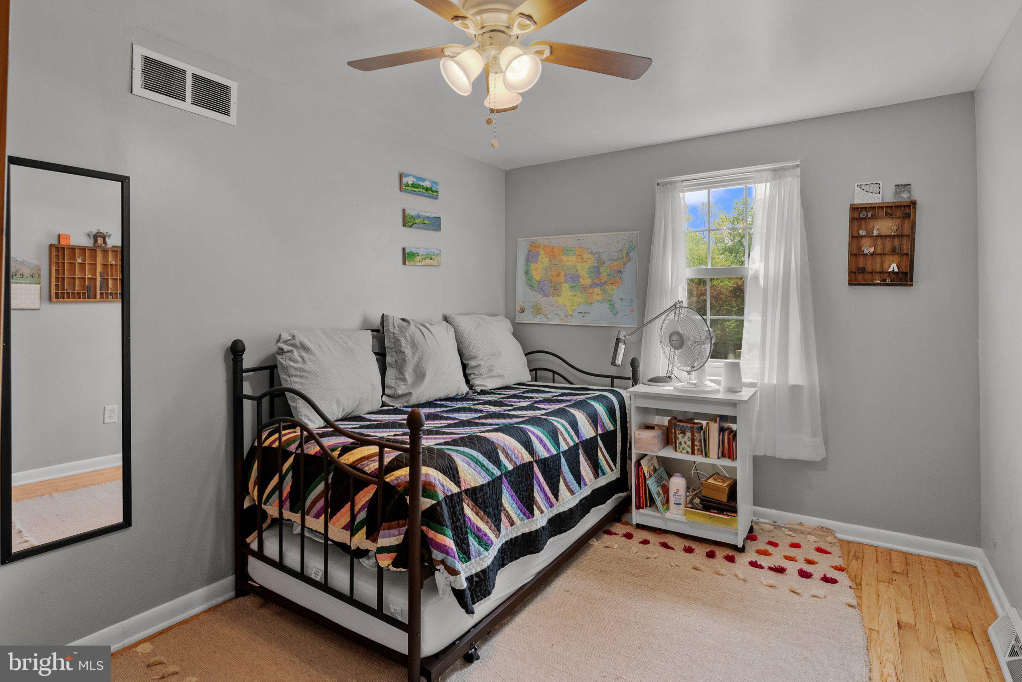 1040 Orchid Road Warminster, PA 18974 - Photo 24 of 39 Bedroom 3