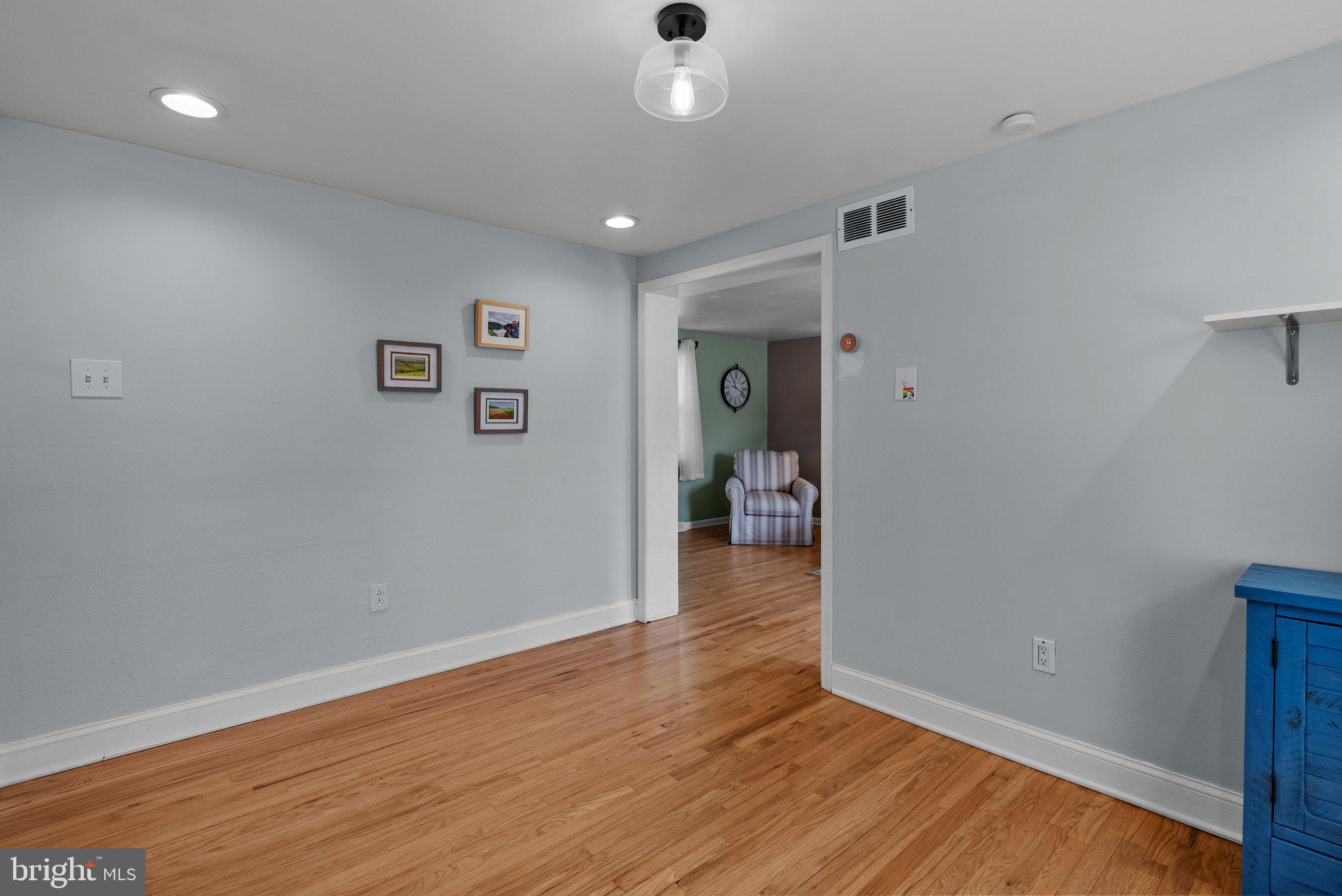 1040 Orchid Road Warminster, PA 18974 - Photo 6 of 39 Dining Room