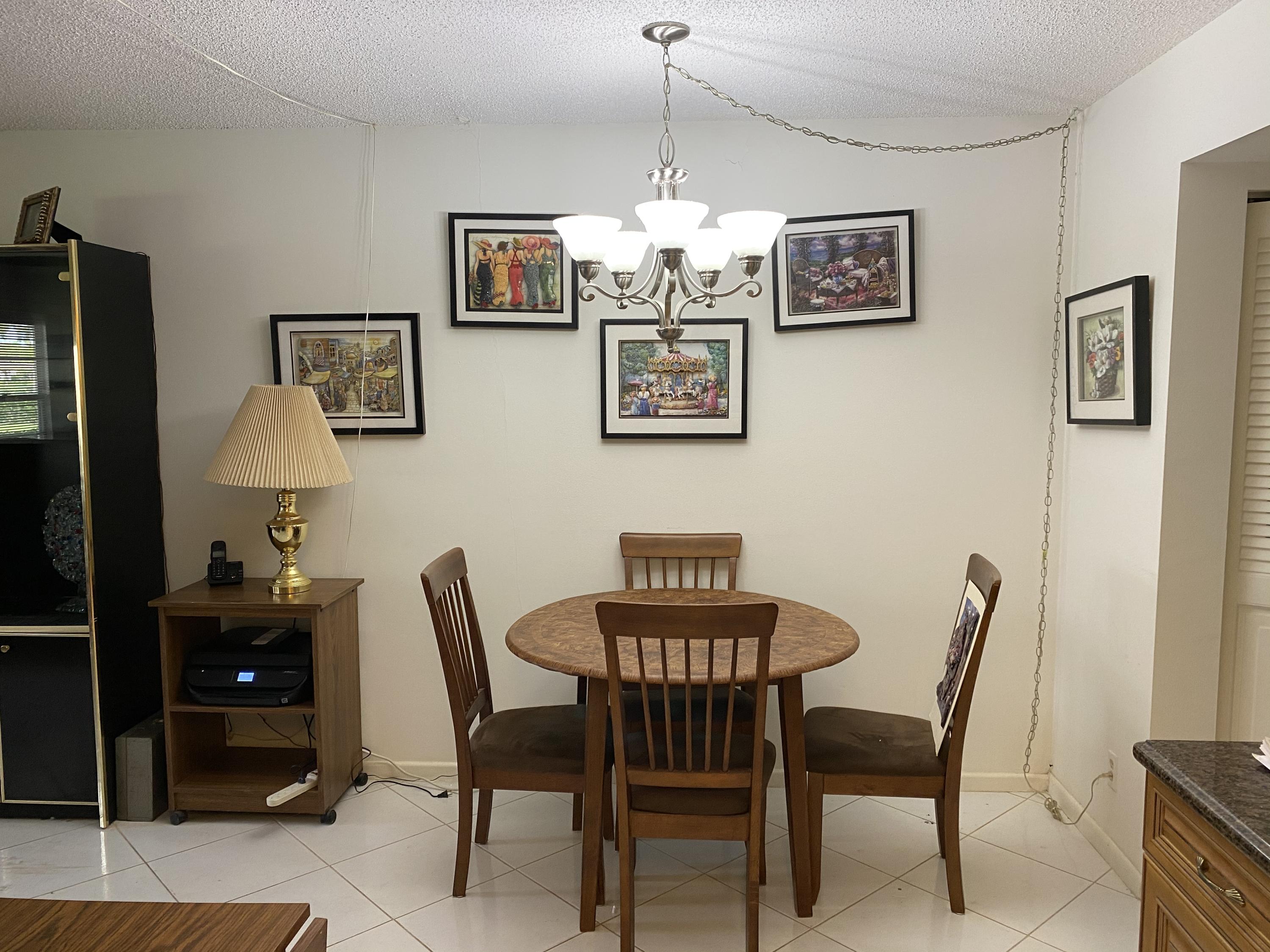 390 Brighton East, Unit J Boca Raton, FL 33434 - Photo 6 of 21 Photo Oct 17, 9 52 35 AM