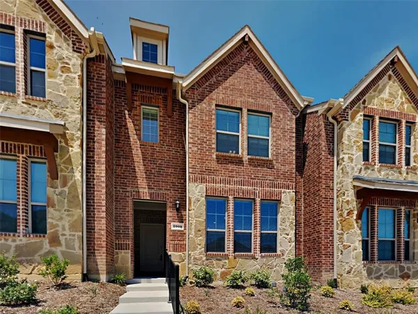 $2,300 | 2005 Buffalo Hill Drive, Mesquite, TX 75149