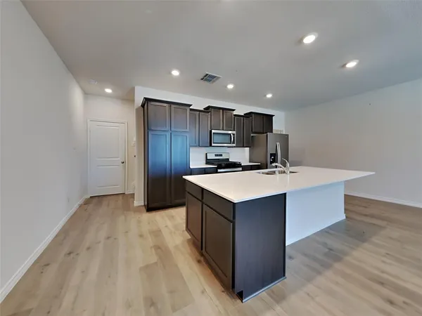 $2,300 | 2005 Buffalo Hill Drive, Mesquite, TX 75149