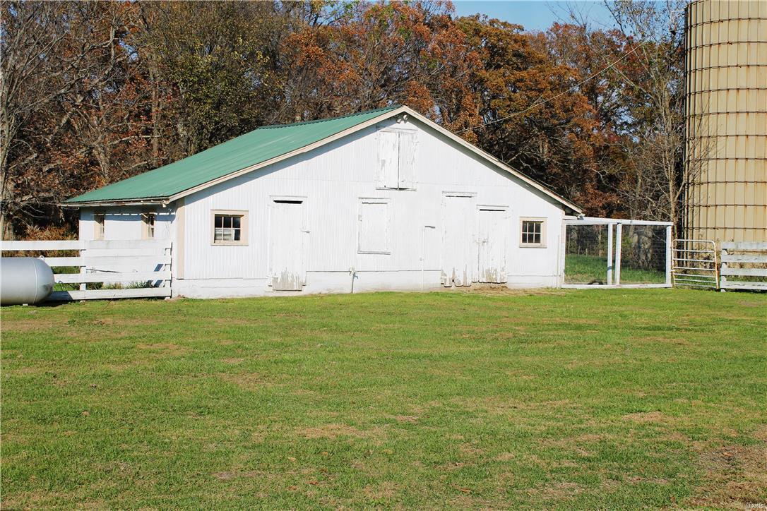 8405 Renken Road Worden, IL 62097 - Photo 36 of 77