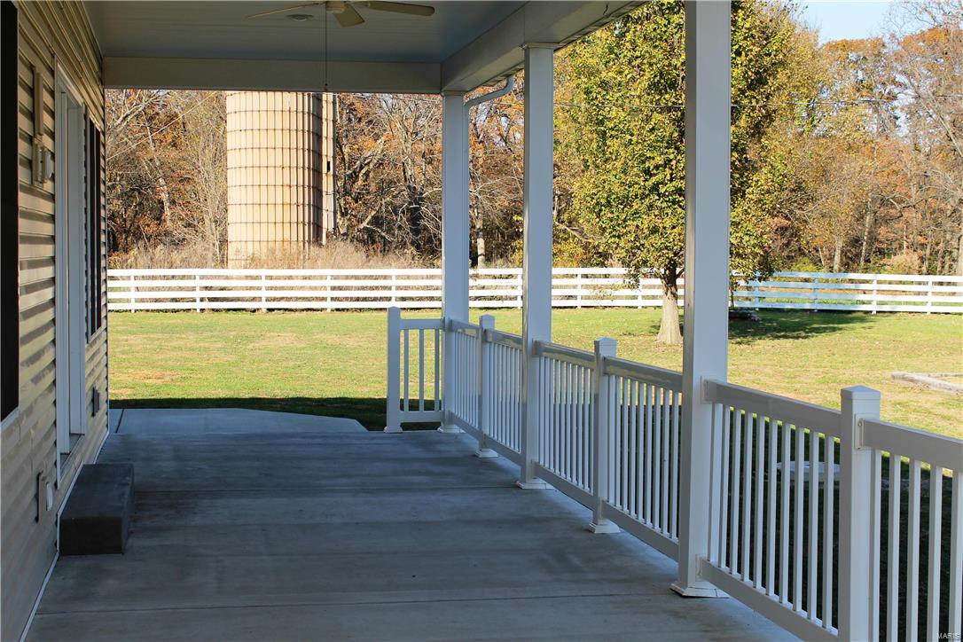 8405 Renken Road Worden, IL 62097 - Photo 47 of 77