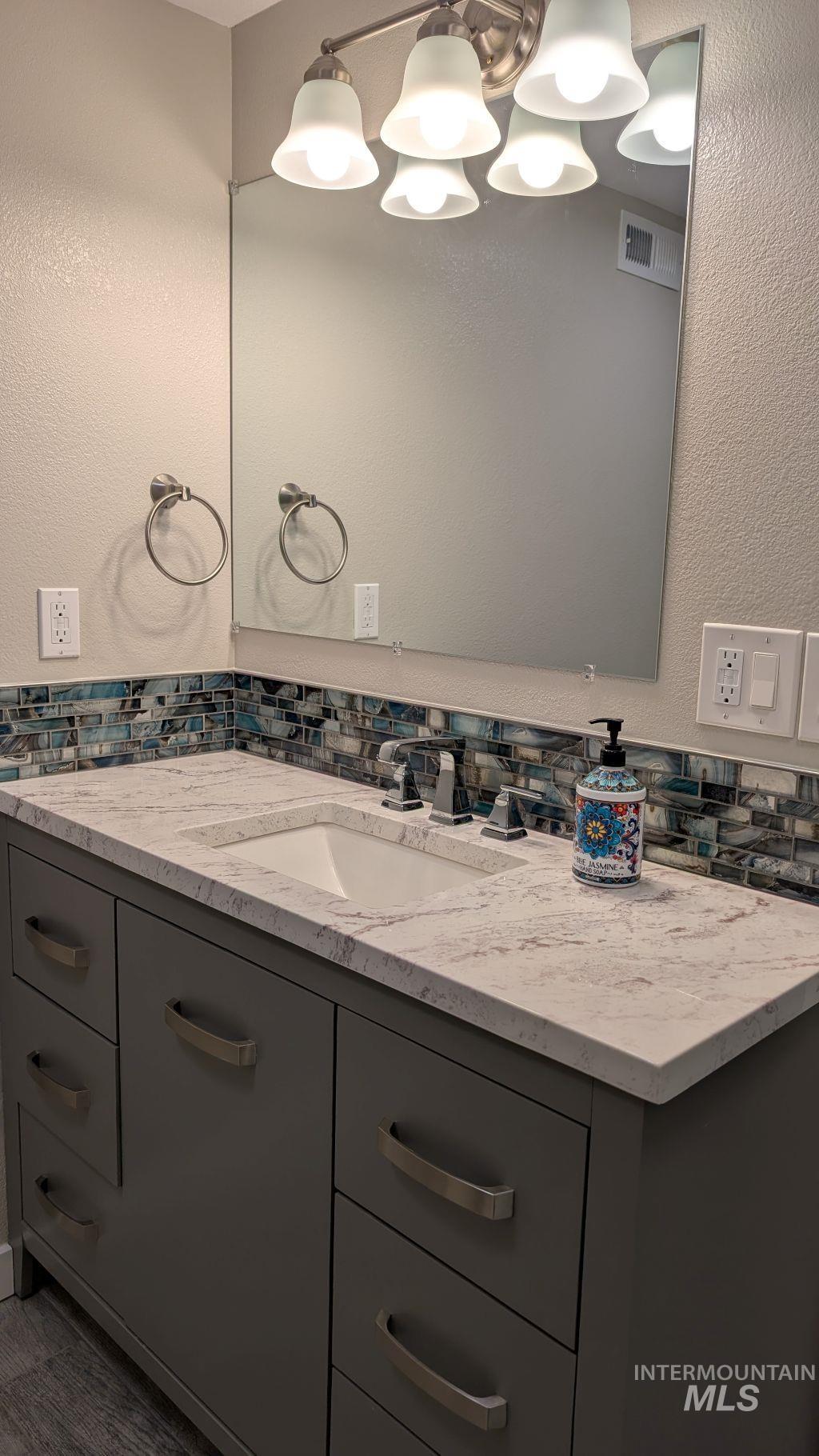 1269 Main Street Pomeroy, WA 99347 - Photo 31 of 38 downstairs bathroom