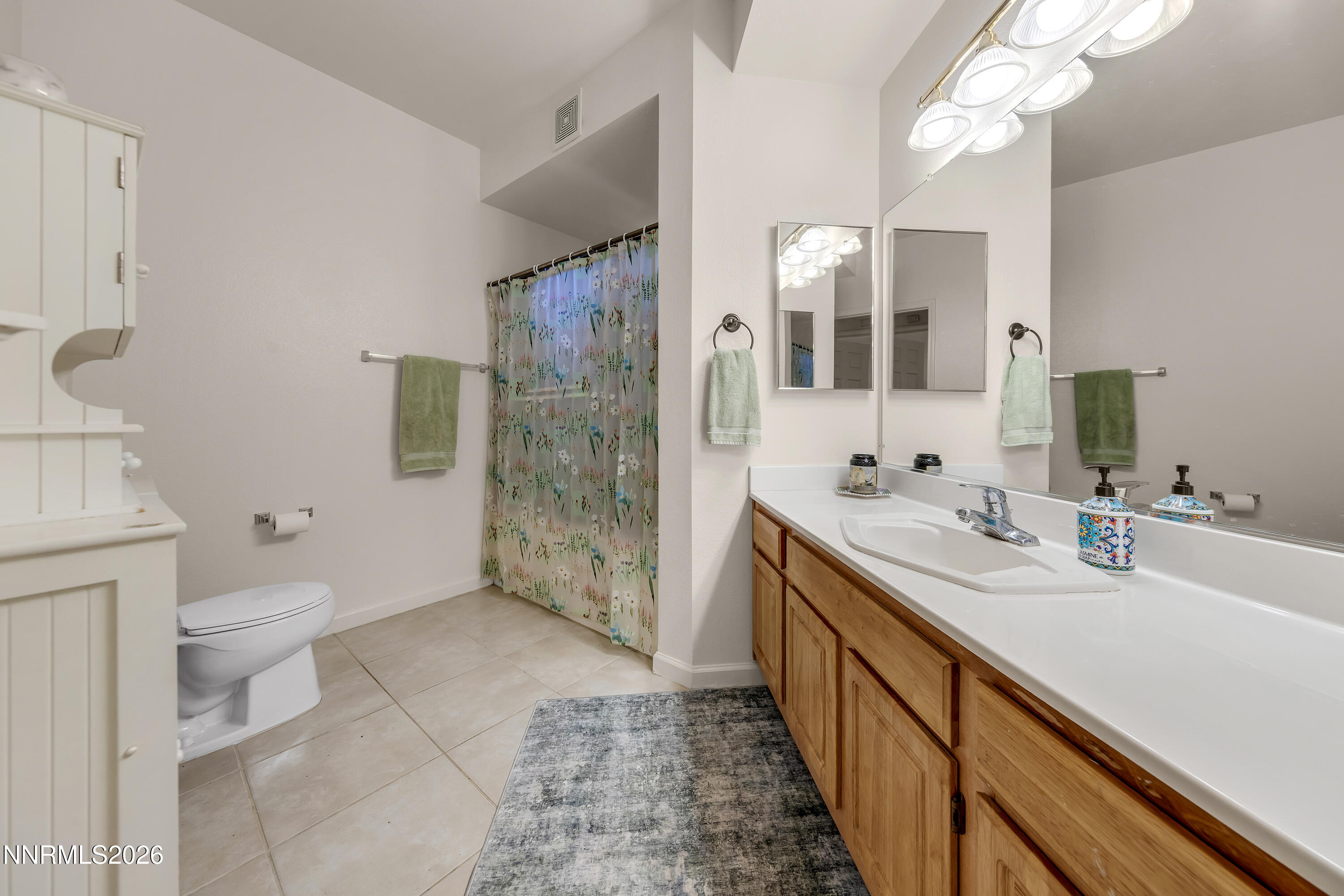 900 South Meadows Parkway, Unit 2212 Reno, NV 89521 - Photo 12 of 31 Bathroom