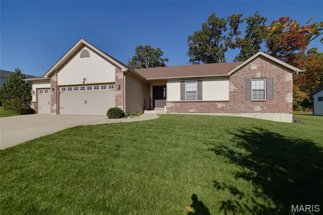 $399,900 | 1148 Duxbury Lane, O'Fallon, MO 63366