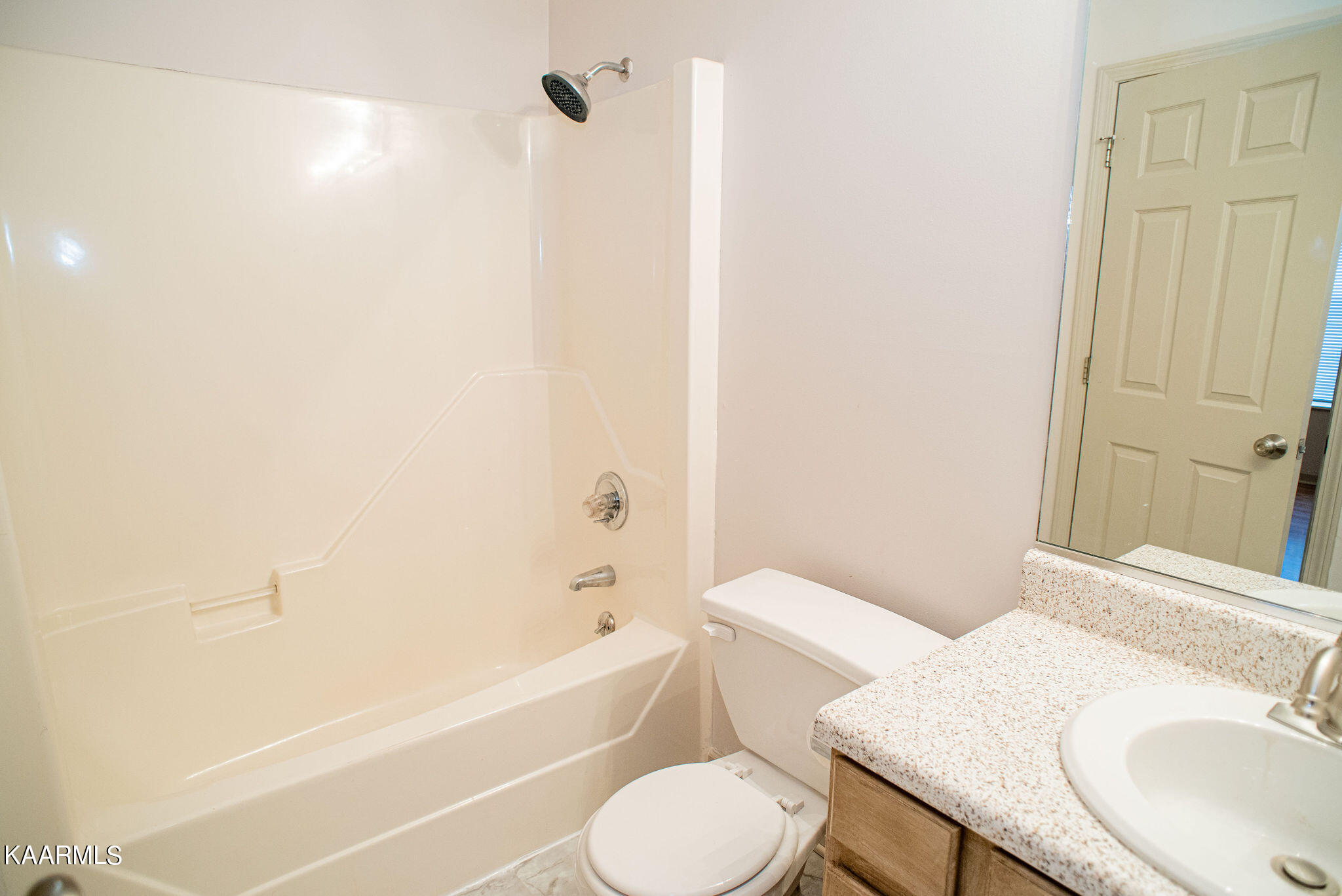 7938 Intervale Way Powell, TN 37849 - Photo 5 of 20 Bath 1
