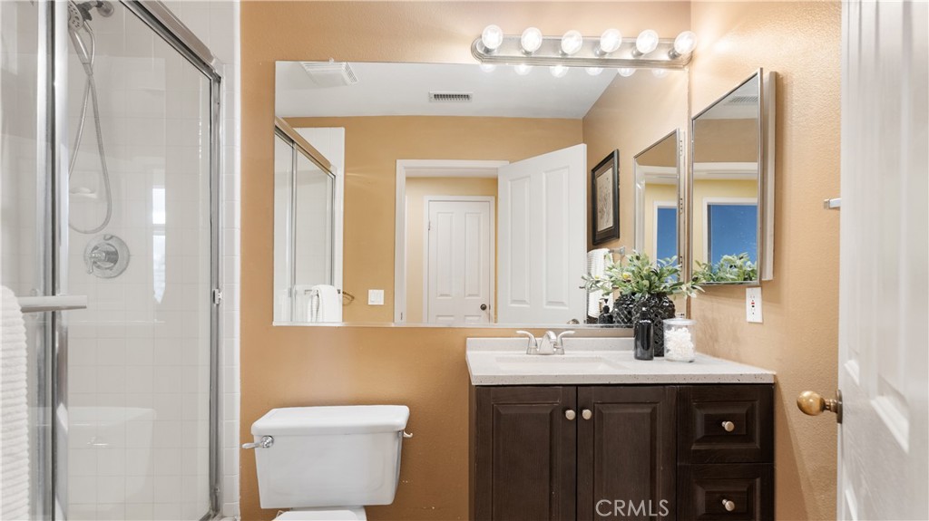 26009 Twain Place Stevenson Ranch, CA 91381 - Photo 22 of 37