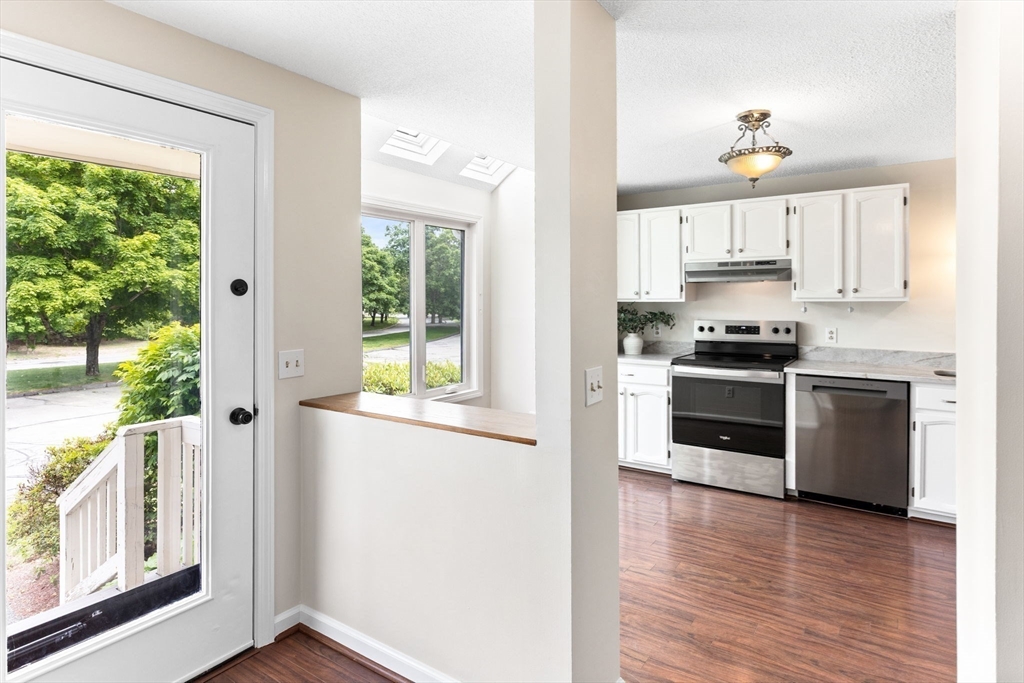 628 Maple Brook Road, Unit 628 Bellingham, MA 02019 - Photo 5 of 36
