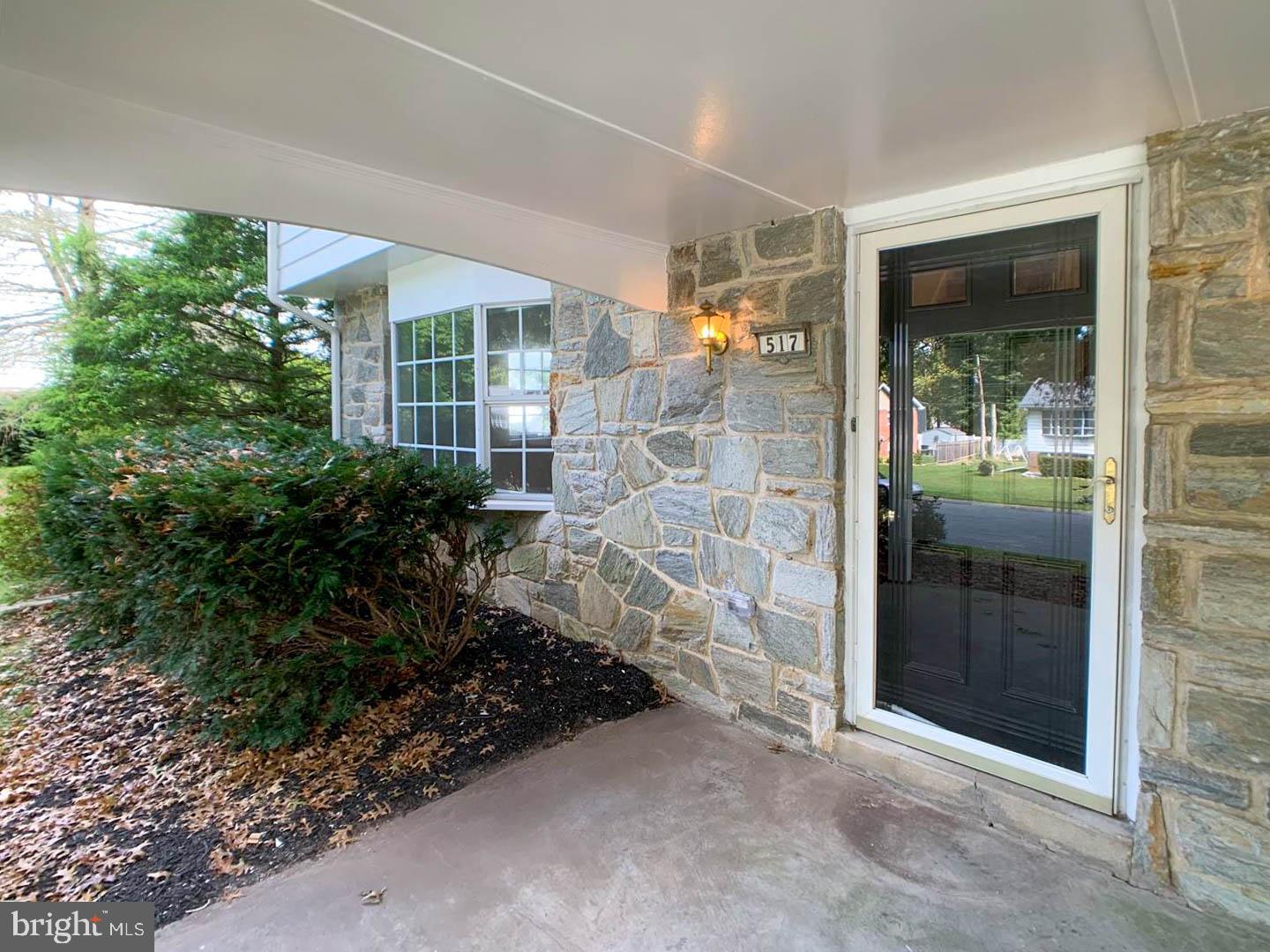 517 Big Bend Road Lancaster, PA 17603 - Photo 4 of 37 Gallery Image 4
