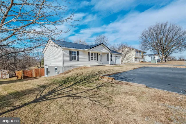 $300,000 | 120 Nottingham Boulevard, Martinsburg, WV 25405