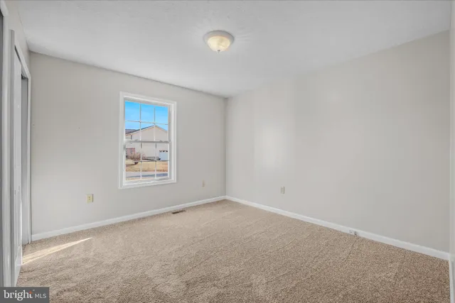 $300,000 | 120 Nottingham Boulevard, Martinsburg, WV 25405