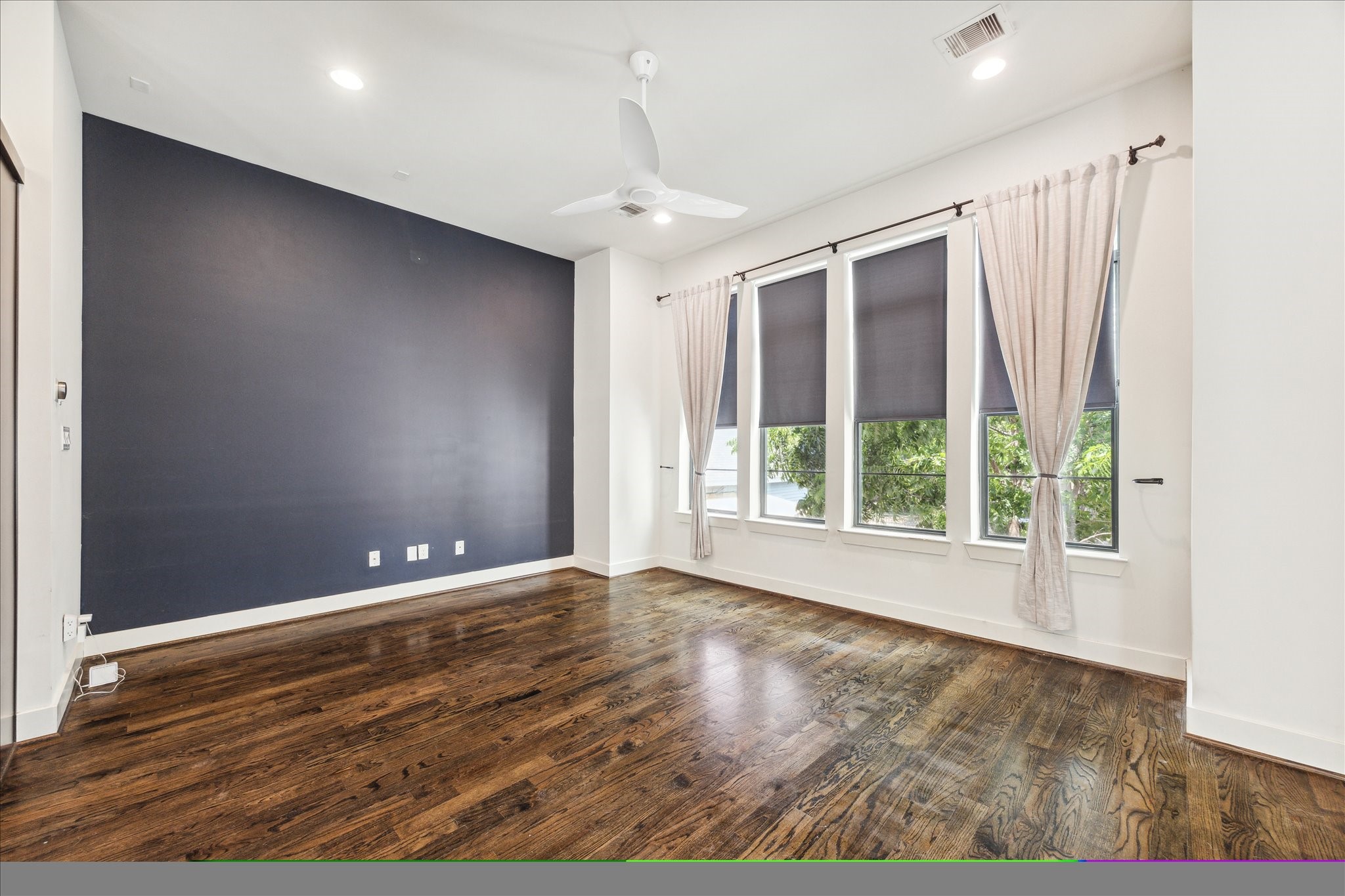 1703 Weber Street Houston, TX 77007 - Photo 16 of 32
