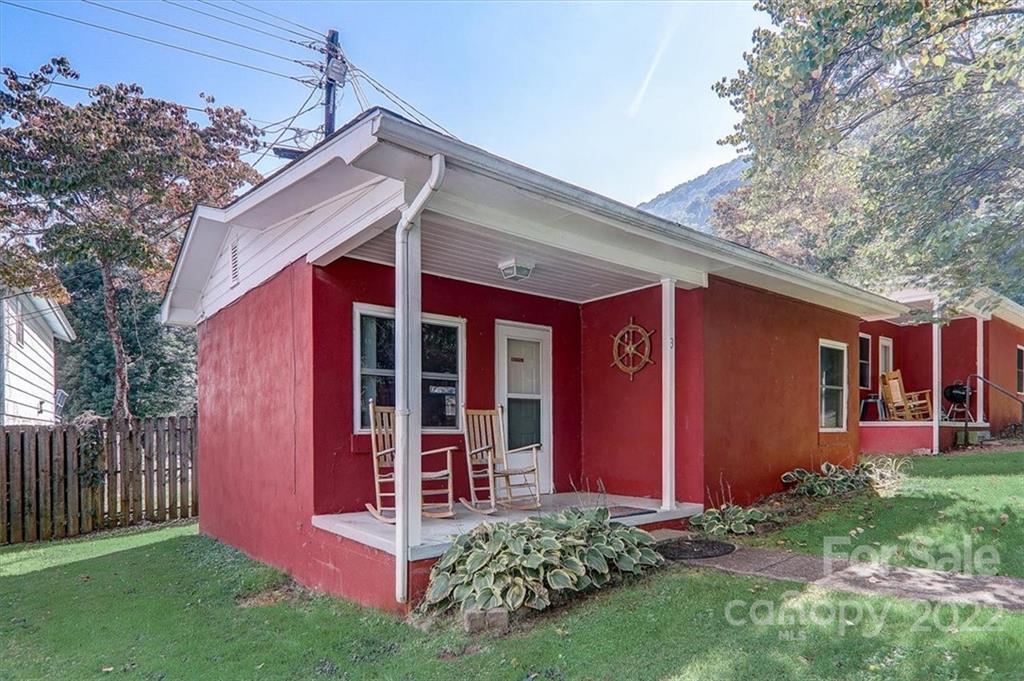 1555 Soco Road, Unit 3 Maggie Valley, NC 28751 - Photo 4 of 40