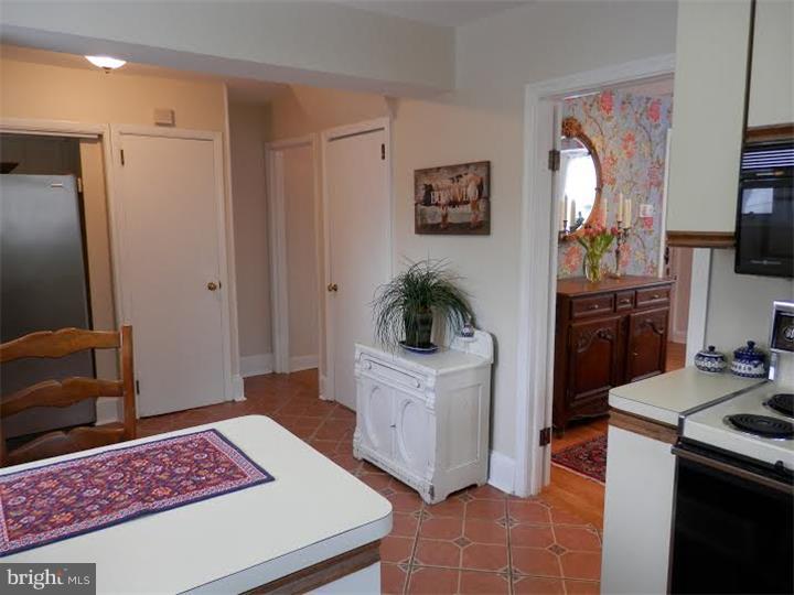 601 Greythorne Road Wynnewood, PA 19096 - Photo 11 of 23 Kitchen