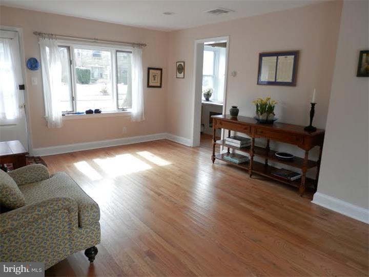 601 Greythorne Road Wynnewood, PA 19096 - Photo 9 of 23 Family Room