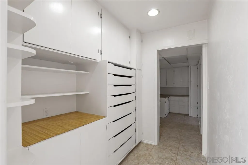 1886 Wedgemere Road El Cajon, CA 92020 - Photo 11 of 25 Gallery Image 11