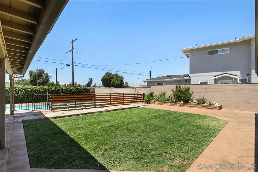 1886 Wedgemere Road El Cajon, CA 92020 - Photo 16 of 25 Gallery Image 16