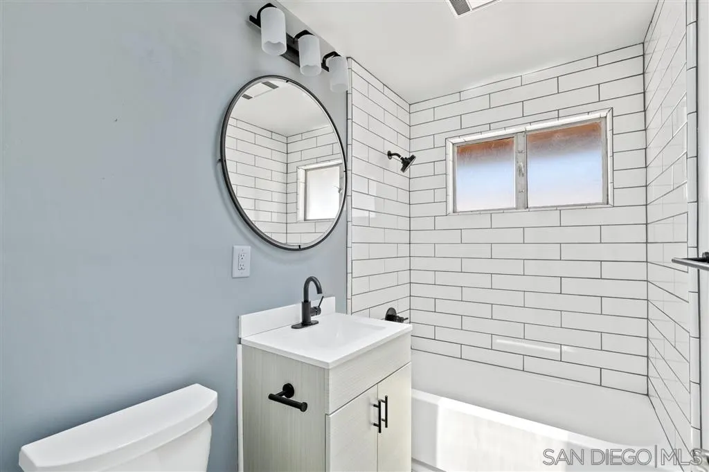 1886 Wedgemere Road El Cajon, CA 92020 - Photo 7 of 25 Gallery Image 7