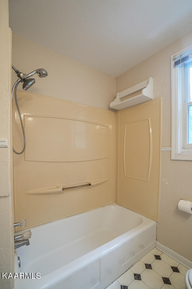 904 East Hunt Road Alcoa, TN 37701 - Photo 36 of 36 DSC09505
