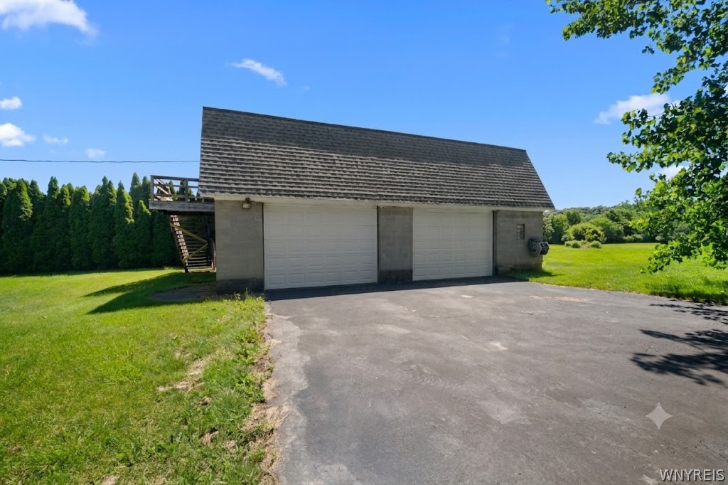 5294 Lower Mountain Road Lockport Town, NY 14094 - Photo 31 of 40