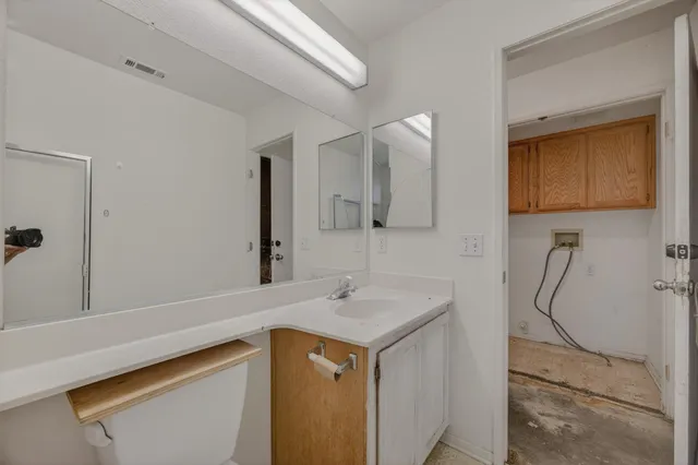 $550,000 | 8916 Mandalay Way, Elk Grove, CA 95624